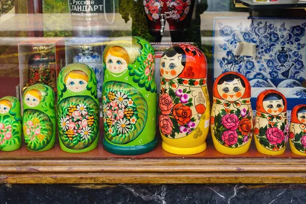 Barcelona Spain April 2022 Selection Matryoshkas Russian Souvenirs Gift Store — Stok fotoğraf