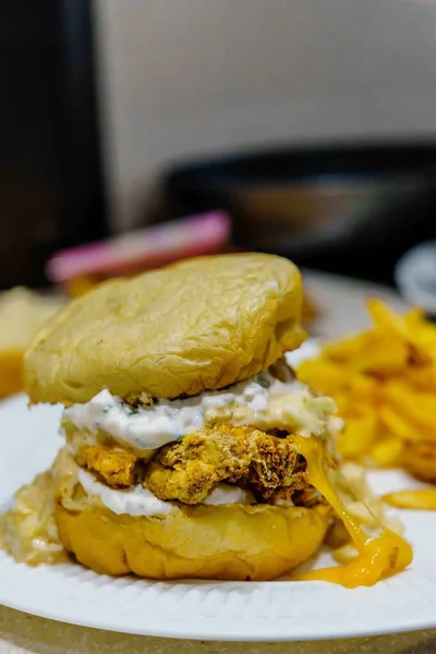 Crispy Battered Chicken Burger Cheddar Cheese Spicy Mayo French Fries — Stok Foto