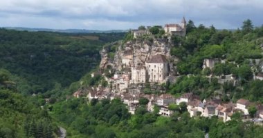 Ortaçağ şehri Rocamadour, Lot bölümü, Occitanie, Fransa