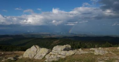 Mont Aigoual, Gard Departmanı, Occitan, Fransa. Yukarıdan görüntüle.