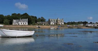 Tregastel tarafından Ploumanach limanı, Fransa, Brittany