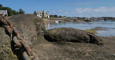 Tregastel tarafından Ploumanach limanı, Fransa, Brittany
