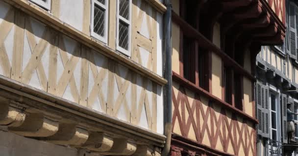 Rua Kereon Fachadas Medievais Catdral Quimper Bretanha França — Vídeo de Stock