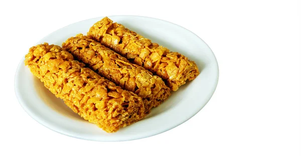 Barras Cereales Desayuno Con Vitaminas Plato Aislado Sobre Fondo Blanco —  Fotos de Stock