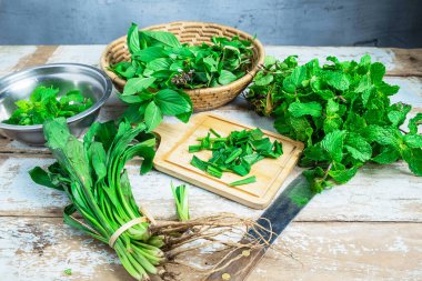 Mint herbs and Culantro herbs for health