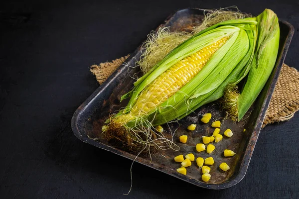 Fresh Corn Tray Black Background — Stock Photo, Image