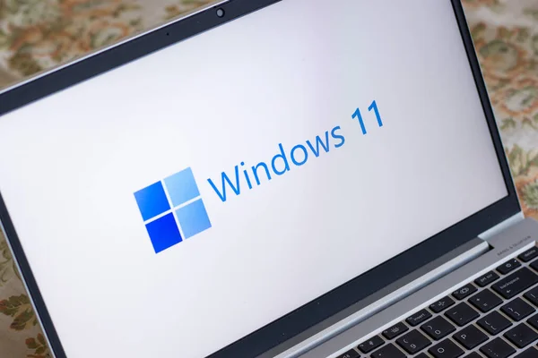 Ассанж Индия Июня 2021 Года Логотип Windows Экране Ноутбука — стоковое фото