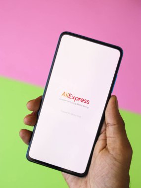 Assam, Hindistan - 9 Temmuz 2020 Aliexpress akıllı ve daha iyi bir alışveriş uygulaması.