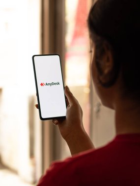 Assam, Hindistan - 10 Mart 2021: Telefon ekranındaki herhangi bir logo.