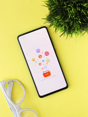 Assam, Hindistan - 9 Temmuz 2020: Banggood kolay bir çevrimiçi alışveriş sitesi.