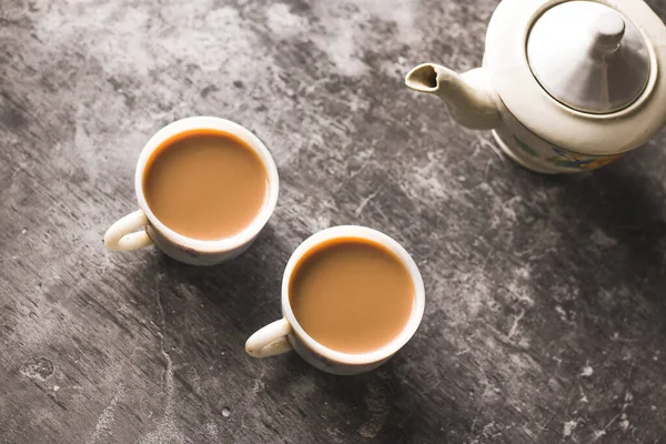 Indischer Chai Glasbechern Mit Wasserkocher Und Anderen Masalas Zur Zubereitung — Stockfoto