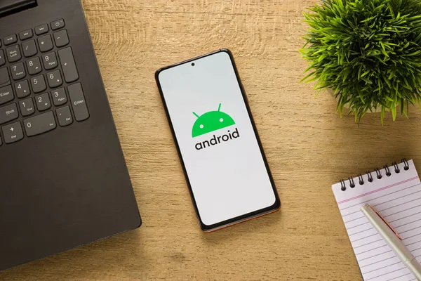 Assam Indien Mai 2021 Android Logo Auf Dem Handybildschirm — Stockfoto