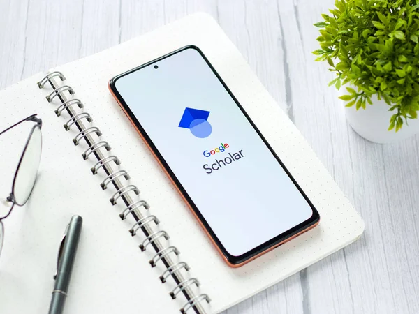 Assam, Hindistan - 29 Mayıs 2021: Google Alim uygulaması logosu telefon ekranı stok resmi.