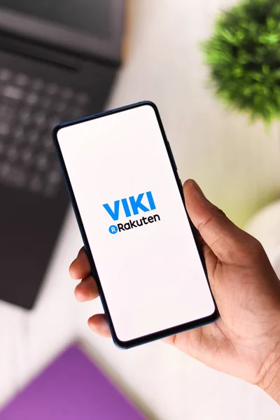 Assam Indien August 2021 Rakuten Viki Logo Auf Dem Handybildschirm — Stockfoto