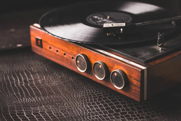 Vintage Drewniany Gramofon Obraz Akcji — Zdjęcie stockowe