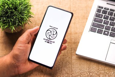 Batı Bangal, Hindistan - 28 Eylül 2021: Telefon ekranında NCERT logosu.