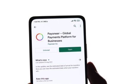 Batı Bangal, Hindistan - 28 Eylül 2021: Telefon ekranı görüntüsünde Pasioner logosu.