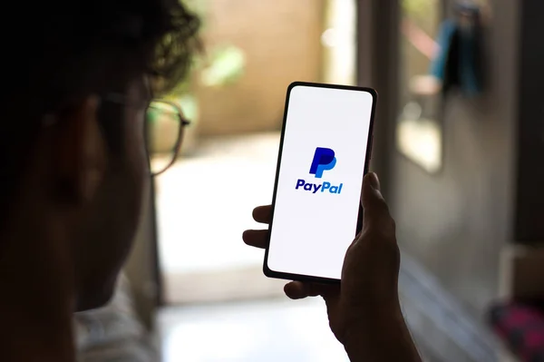 West Bangal India Szeptember 2021 Paypal Logó Telefon Képernyőjén Stock — Stock Fotó