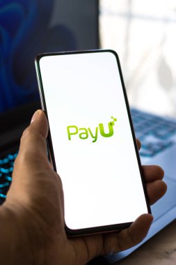 Batı Bangal, Hindistan - 28 Eylül 2021: Telefon ekranında PayU logosu.
