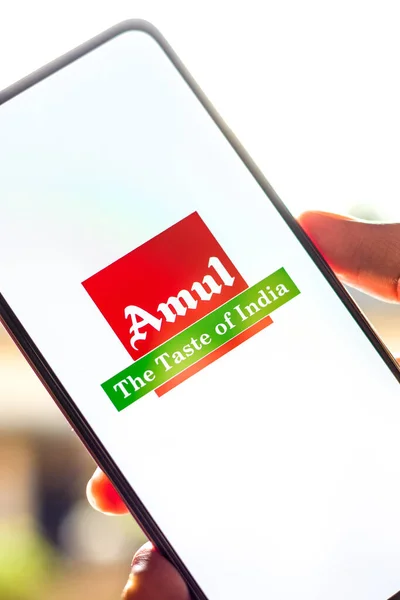 West Bangal India Října 2021 Logo Amul Fotografii Telefonu — Stock fotografie
