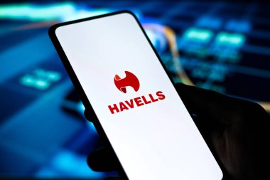 Batı Bangal, Hindistan - 09 Ekim 2021: Telefon ekranı görüntüsünde Havells logosu.