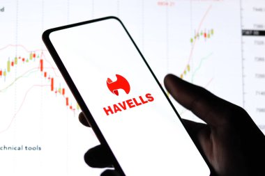 Batı Bangal, Hindistan - 09 Ekim 2021: Telefon ekranı görüntüsünde Havells logosu.