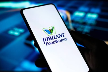 Batı Bangal, Hindistan - 09 Ekim 2021: Telefon ekranında Sevinçli Yemek İşleri logosu.