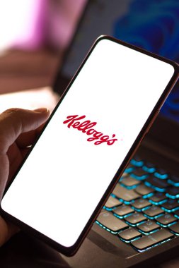 Batı Bangal, Hindistan - 09 Ekim 2021: Kellog 'un telefon ekranındaki logosu.