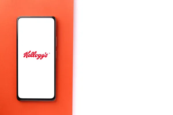 西孟加拉邦 2021年10月9日 Kellogg的标志出现在手机显示屏上 — 图库照片