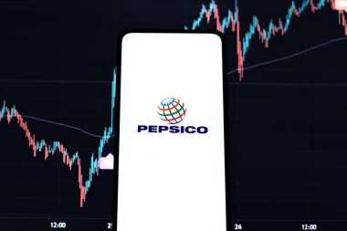 Batı Bangal, Hindistan - 09 Ekim 2021: PepsiCo telefon ekranı görüntüsü üzerine logo.