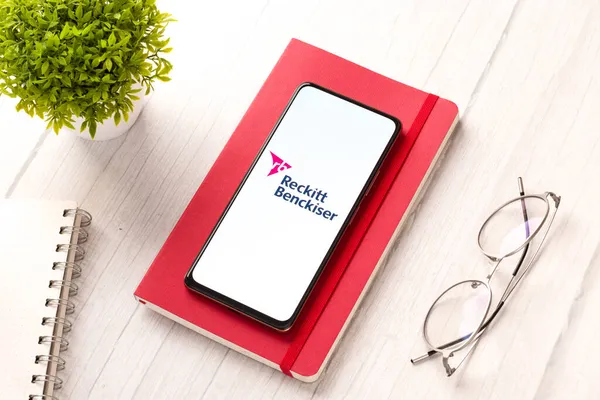 Batı Bangal, Hindistan - 09 Ekim 2021: Telefon ekranındaki logo.