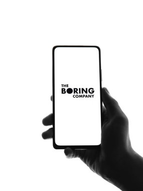 Batı Bangal, Hindistan - 09 Ekim 2021: Telefon ekranındaki Sıkıcı Şirket logosu.