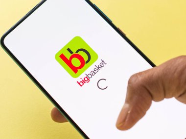 Assam, Hindistan - 21 Nisan 2020 - Hindistan 'ın en büyük online süpermarketi.