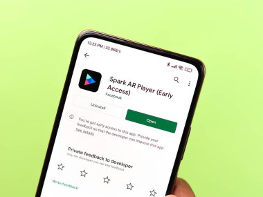 Batı Bangal, Hindistan - 11 Kasım 2021: Telefon ekranında Spark AR Studio logosu.