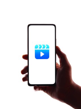 Batı Bangal, Hindistan - 11 Kasım 2021: Telefon ekranındaki Facebook yaratıcı stüdyo logosu.