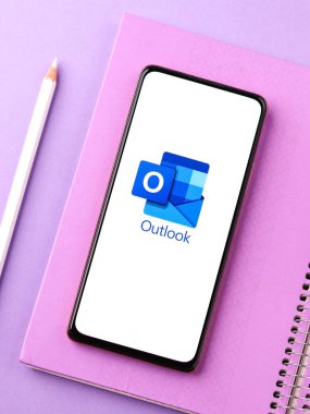 Assam, Hindistan - 19 Nisan 2021: Telefon ekranındaki görüntü logosu.