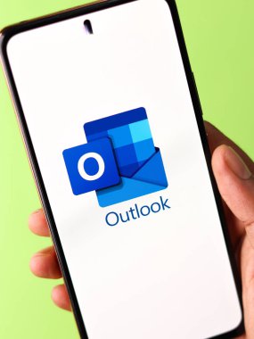 Assam, Hindistan - 19 Nisan 2021: Telefon ekranındaki görüntü logosu.