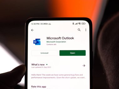 Assam, Hindistan - 19 Nisan 2021: Telefon ekranındaki görüntü logosu.
