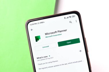 Batı Bangal, Hindistan - 11 Kasım 2021: Microsoft planlayıcı logosu telefon ekranı görüntüsünde.