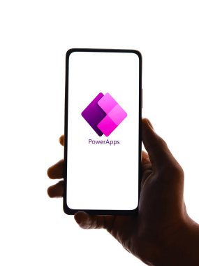 Batı Bangal, Hindistan - 11 Kasım 2021: Microsoft Power Apps logosu telefon ekranı görüntüsünde.