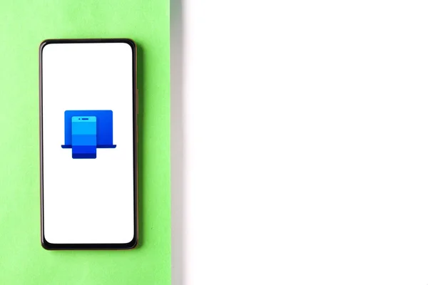 印度西孟加拉邦 2021年11月11日 微软手机在手机显示屏上的标识 — 图库照片