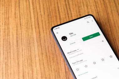 Assam, Hindistan - 10 Nisan 2021: Telefon ekranındaki logo.