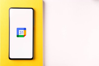 Assam, Hindistan - 31 Ocak 2021: Telefon ekranı görüntüsünde Google Takvim logosu.