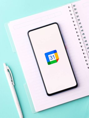 Assam, Hindistan - 31 Ocak 2021: Telefon ekranı görüntüsünde Google Takvim logosu.
