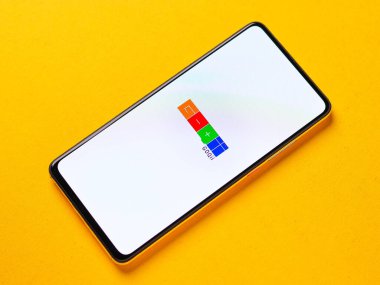 Assam, Hindistan - 29 Ekim 2020: Goqii telefon ekranı görüntüsü logosu.