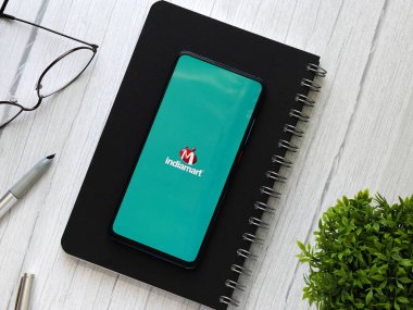 Assam, Hindistan - 14 Temmuz 2020: Her şeyi alıp satmak için bir web sitesi.