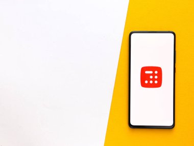 Assam, Hindistan - 10 Nisan 2021: Telefon ekranı görüntüsünde Inshot logosu.