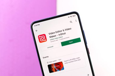 Assam, Hindistan - 10 Nisan 2021: Telefon ekranı görüntüsünde Inshot logosu.
