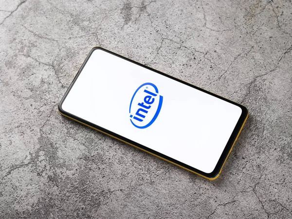 Ассам Индия Декабря 2020 Года Логотип Intel Экране Телефона — стоковое фото