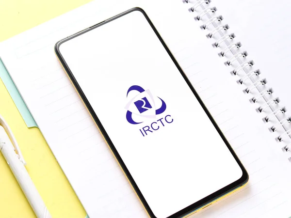 Ассам Индия Марта 2021 Года Логотип Irctc Экране Телефона — стоковое фото